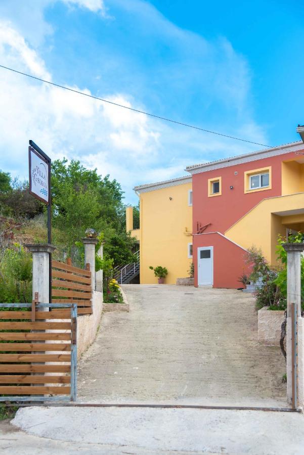 Villa Georgia Lefkímmi Eksteriør billede